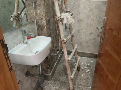 Bathroom Image of 1980 Sq.ft 3 BHK Builder Floor for rent in East Of Kailash New Delhi for Rs. 110000