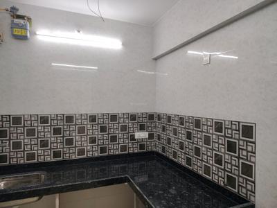 Kitchen Image of 530 Sq.ft 2 BHK Apartment / Flat for rent in Vijay Nagari Apartments, Thane West Thane for Rs. 20000