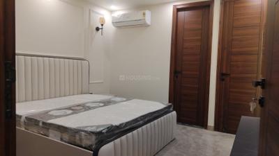 Bedroom Image of 1200 Sq.ft 2 BHK Builder Floor for rent in DLF Phase 4 Gurgaon for Rs. 60000