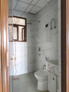 Common Bathroom Image of 1500 Sq.ft 3 BHK Builder Floor for sale in Way Jovian Luxury Homes, Bamheta Ghaziabad for Rs. 9500000