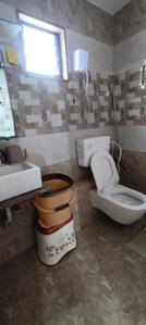 Bathroom Image of 1305 Sq.ft 3 BHK Apartment / Flat for sale in Shayona City 3, Ghatlodiya Ahmedabad for Rs. 9000000