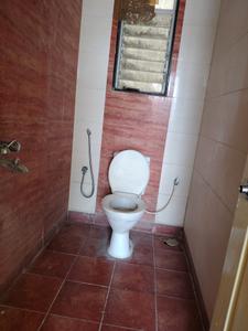 Common Bathroom One Image of 1094 Sq.ft 2 BHK Apartment / Flat for sale in Niharika Absolute, Kharghar Navi Mumbai for Rs. 10200000