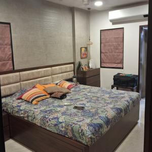 Bedroom Image of 1700 Sq.ft 3.5 BHK Apartment / Flat for sale in Prabhadevi Mumbai for Rs. 50000000