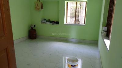 Bedroom Image of 500 Sq.ft 1 RK Independent House for rent in South Dum Dum Kolkata for Rs. 8000