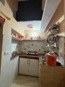 Kitchen Image of 300 Sq.ft 1 RK Builder Floor for rent in Husainganj Lucknow for Rs. 11000