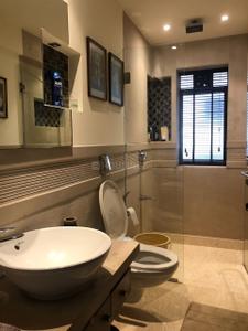 Image of 4600 Sq.ft 6 BHK Apartment / Flat for sale in V Raheja New Lite, Santacruz West, Mumbai for Rs. 280000000