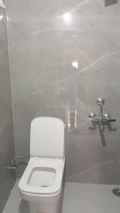 Bathroom Image of 530 Sq.ft 1 BHK Apartment / Flat for rent in Kondapur Hyderabad for Rs. 26000