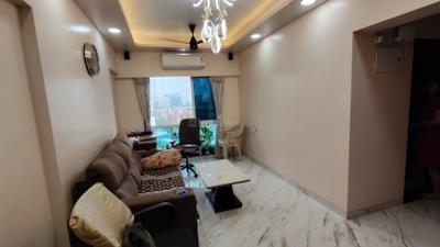 Living Room Image of 574 Sq.ft 1 BHK Apartment / Flat for sale in Oxford Navrang Oasis, Goregaon West Mumbai for Rs. 13000000