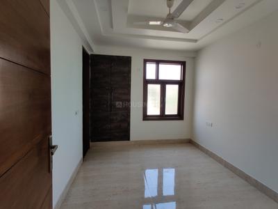 Hall Image of 1600 Sq.ft 3 BHK Apartment / Flat for sale in Mehrauli New Delhi for Rs. 11000000