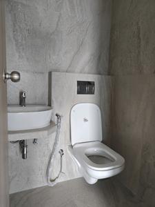 Common Bathroom Image of 1400 Sq.ft 3 BHK Apartment / Flat for sale in Prescon Midtown Bay, Mahim Mumbai for Rs. 64000000