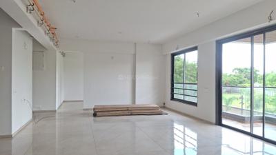 Living Room Image of 3861 Sq.ft 4 BHK Apartment / Flat for rent in The Empiirean, Vaishno Devi Circle Ahmedabad for Rs. 60500
