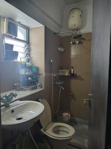 Bathroom Image of 751 Sq.ft 2 BHK Apartment / Flat for sale in Ballygunge Kolkata for Rs. 9500000