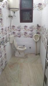 Image of 950 Sq.ft 3 BHK Builder Floor for rent in Mayur Vihar Phase 1, New Delhi for Rs. 35000