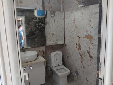 Image of 750 Sq.ft 2 BHK Builder Floor for rent in Preet Vihar, New Delhi for Rs. 20000