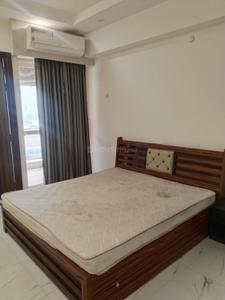 Bedroom Image of 3500 Sq.ft 4 BHK Apartment / Flat for rent in Gomti Nagar Extension Lucknow for Rs. 45000