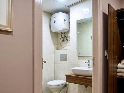 Bathroom Image of KingsLey PG in Kamla Nagar, New Delhi