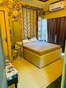 Bedroom Image of 1435 Sq.ft 3 BHK Apartment / Flat for sale in Ajnara Daffodil, Sector 137 Noida for Rs. 20000000