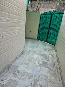 Balcony Image of 1000 Sq.ft 2 BHK Builder Floor for sale in Paschim Vihar New Delhi for Rs. 13500000