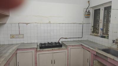 Kitchen Image of 2500 Sq.ft 3 BHK Builder Floor for rent in Greater Kailash I New Delhi for Rs. 85000