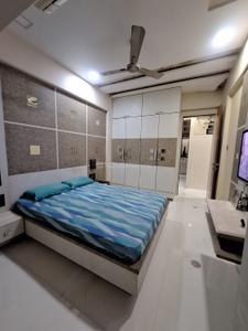 Bedroom Image of 1600 Sq.ft 3.5 BHK Apartment / Flat for rent in Vasant Park, Kalyan West Kalyan for Rs. 40001
