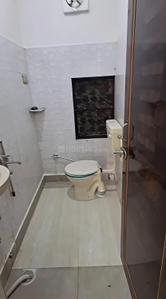 Bathroom Image of 660 Sq.ft 1 BHK Builder Floor for rent in Ashok Nagar New Delhi for Rs. 15000