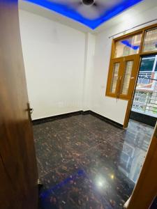 Bedroom Image of 1150 Sq.ft 2 BHK Apartment / Flat for rent in Uttam Nagar New Delhi for Rs. 14499