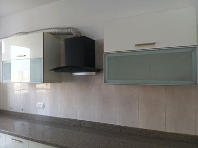 Kitchen Image of 2025 Sq.ft 3 BHK Apartment / Flat for sale in Emaar Imperial Gardens, Sector 102 Gurgaon for Rs. 24500000
