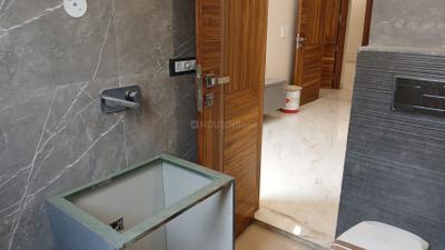 Image of 1600 Sq.ft 4 BHK Apartment / Flat for sale in Shalimar Garden, Ghaziabad for Rs. 13500000