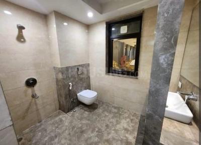 Bathroom Image of 1000 Sq.ft 2 BHK Apartment / Flat for rent in Narayan Square, Alfa Society Bharuch for Rs. 17000