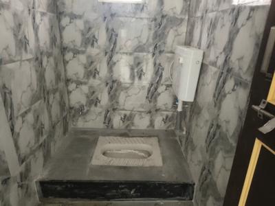 Bathroom Image of 680 Sq.ft 1 BHK Apartment / Flat for rent in Bibwewadi Pune for Rs. 16000