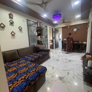 Hall Image of 1575 Sq.ft 3 BHK Apartment / Flat for sale in Saket Heaven, Nana Chiloda Ahmedabad for Rs. 5300000