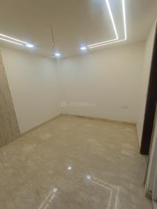 Bedroom Image of 900 Sq.ft 2 BHK Builder Floor for sale in Ramesh Nagar New Delhi for Rs. 15200000