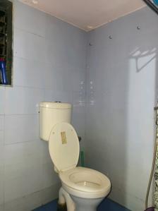 Common Bathroom Image of 475 Sq.ft 1 BHK Apartment / Flat for sale in Kalyan West Kalyan for Rs. 4700000