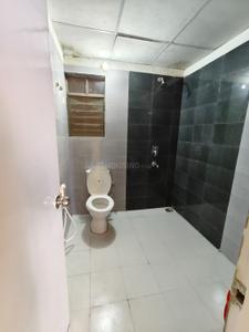 Bathroom Image of 1240 Sq.ft 3 BHK Apartment / Flat for rent in Siddha Waterfront Phase I, Rahara Kolkata for Rs. 15000