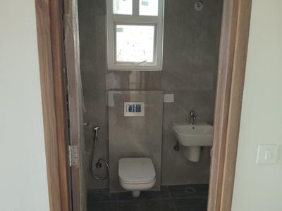 Image of 1525 Sq.ft 3 BHK Apartment / Flat for sale in Express One, Vasundhara, Ghaziabad for Rs. 25500000