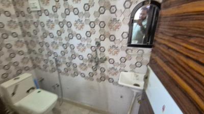 Image of 2150 Sq.ft 2 BHK Apartment / Flat for rent in Uttam Nagar, New Delhi for Rs. 17499