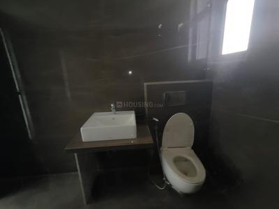 Bathroom Image of 4491 Sq.ft 4 BHK Apartment / Flat for sale in Sankalp Grace 3, Thaltej Ahmedabad for Rs. 40000000