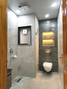 Common Bathroom Image of 2400 Sq.ft 4 BHK Builder Floor for sale in Vaishali Ghaziabad for Rs. 35000000
