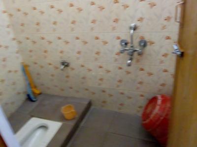 Bathroom Image of 800 Sq.ft 2 BHK Apartment / Flat for sale in Agaram, Kanchipuram Chennai for Rs. 4200000