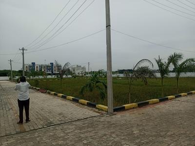 Image of 600 Sq.ft Residential Plot / Land for sale in Red Hills, Chennai for Rs. 1800000