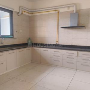 Kitchen Image of 5470 Sq.ft 5 BHK Apartment / Flat for rent in Iscon Platinum, Bopal Ahmedabad for Rs. 150000