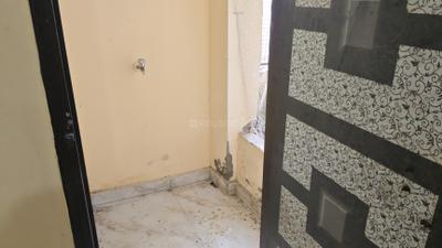 Image of 600 Sq.ft 2 BHK Builder Floor for rent in Mayur Vihar Phase 1, New Delhi for Rs. 13500