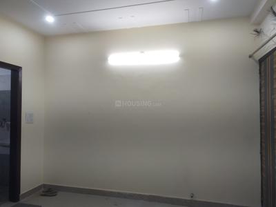 Bedroom Image of 700 Sq.ft 2 BHK Builder Floor for rent in Matiala New Delhi for Rs. 14500