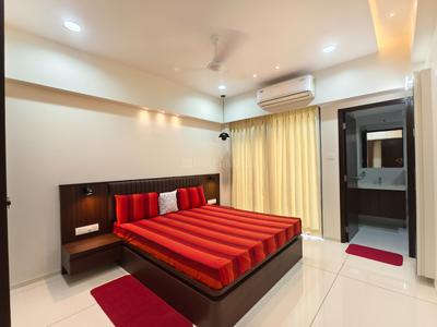 Bedroom Image of 2600 Sq.ft 4 BHK Apartment / Flat for rent in New Alkapuri Vadodara for Rs. 95000