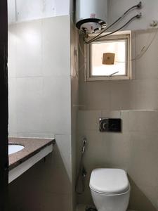 Common Bathroom Image of 1755 Sq.ft 2.5 BHK Apartment / Flat for sale in Spaze Privy, Sector 72 Gurgaon for Rs. 20000000