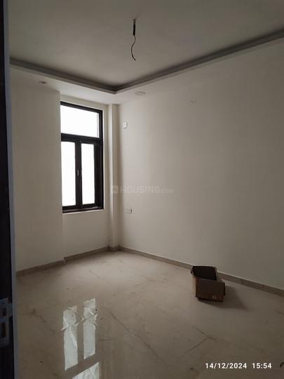 Azad Nagar Main Image 1
