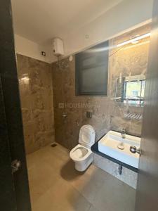 Bathroom Image of 950 Sq.ft 2 BHK Apartment / Flat for rent in VTP Sierra, Sus Pune for Rs. 37000