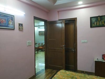Bedroom Image of 1800 Sq.ft 4 BHK Builder Floor for sale in Shalimar Garden Ghaziabad for Rs. 14000000