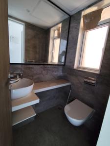Bathroom Image of 430 Sq.ft 1 BHK Apartment / Flat for sale in Nahar Amaryllis Towers And Plaza, Powai Mumbai for Rs. 14800000