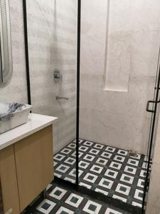Common Bathroom Image of 1450 Sq.ft 2 BHK Builder Floor for rent in Palam Vihar Gurgaon for Rs. 32000